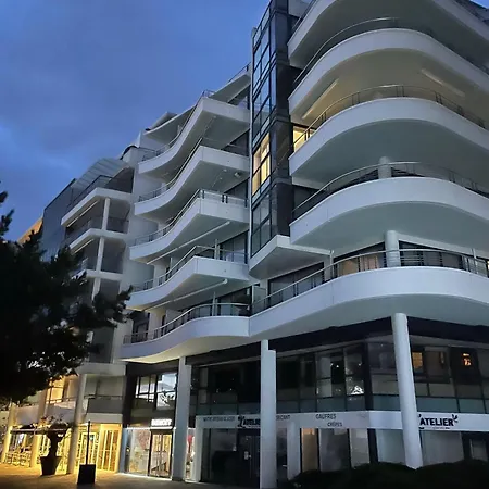 Escoublac T2 Pour 4 Personnes 1 Pour 2 Adultes 1 Pour 2 Enfants Jusqu'a 18 Ans A 150 M De L'ocean Grand Garage Inclus Apartment *